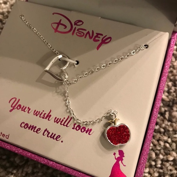 Disney Jewelry - Snow White crystal necklace